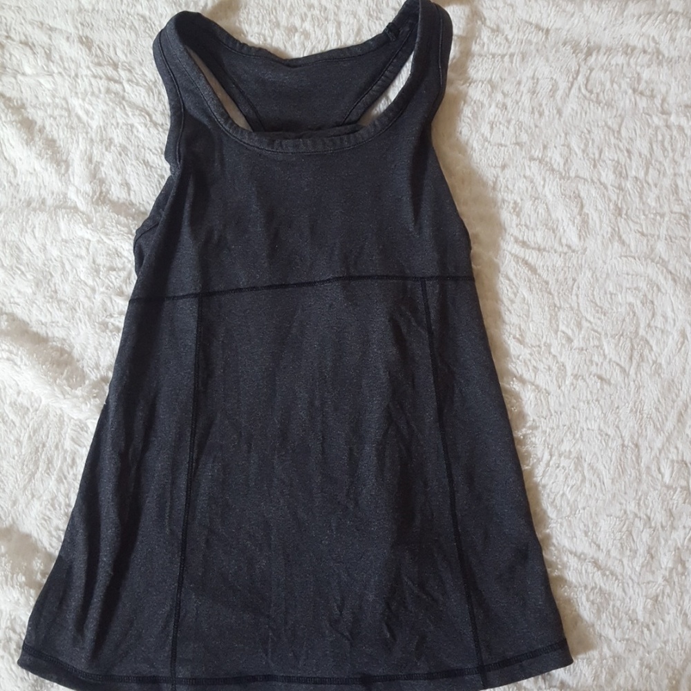 Maternity athletic top